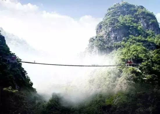 最新刷卡舞，跃动心跳的启程，自然美景的心灵之旅