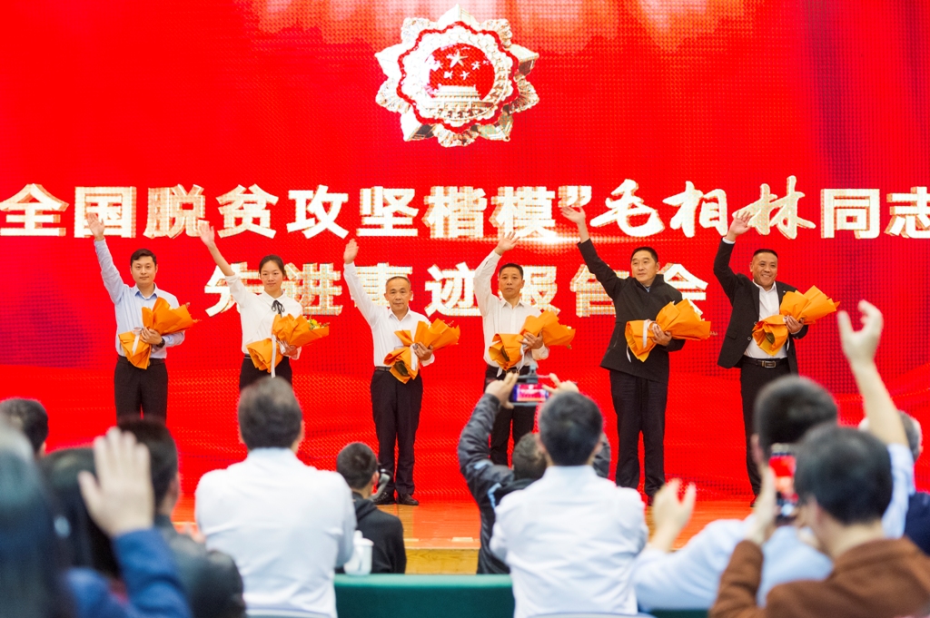 揭秘微软市值再创新高背后的故事，十一月最新市值报告出炉！