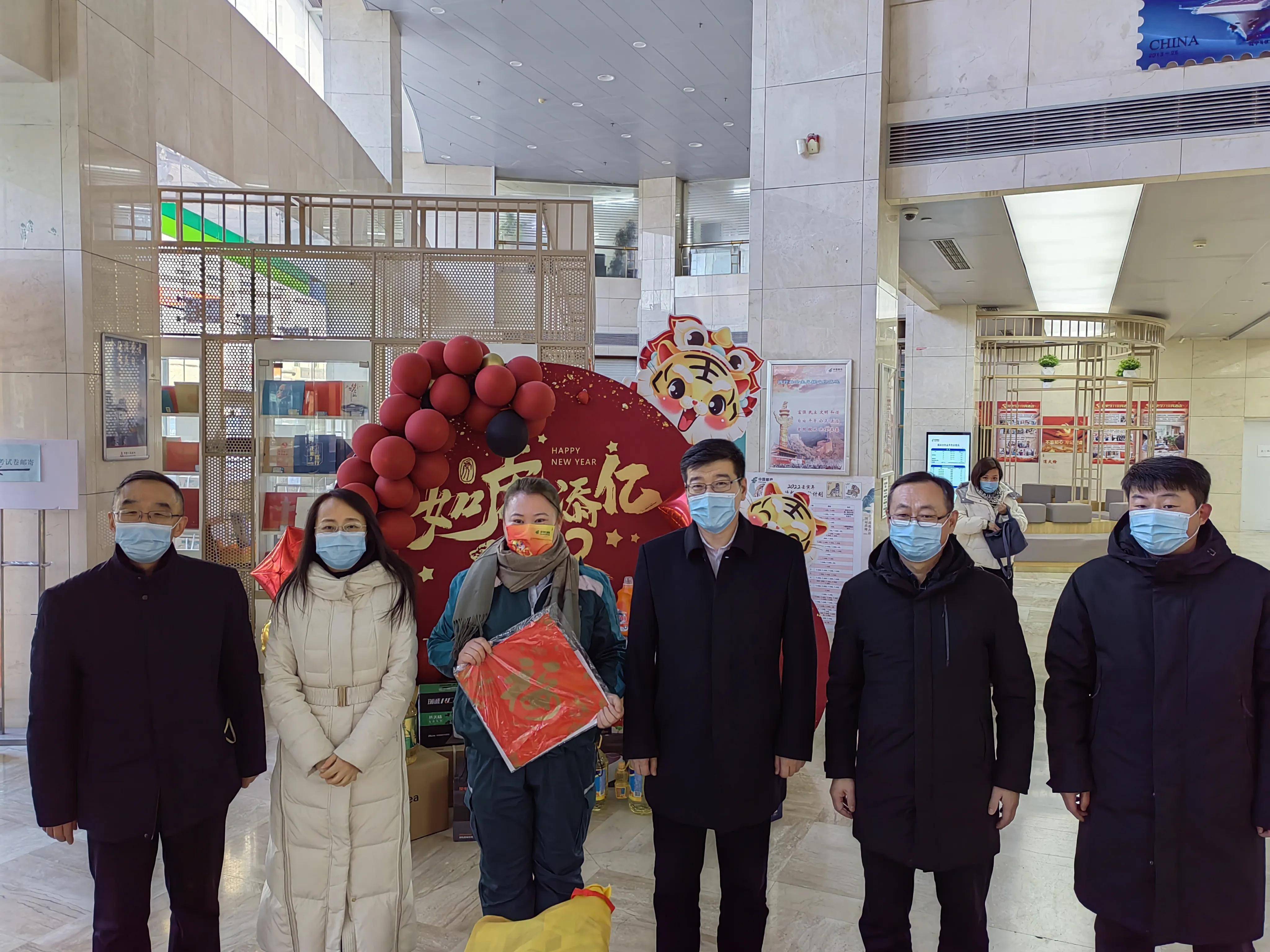 团委 落实群团改革：群团组织改革要认真 