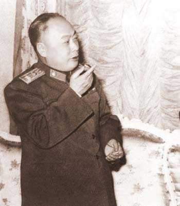 陈毅市长，传奇故事与非凡魅力