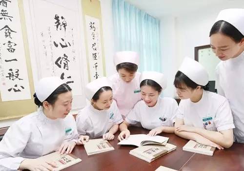 护士应对突发问题的策略与管理艺术